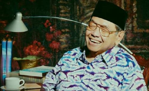 Dunia Nyata Kiai Zainal