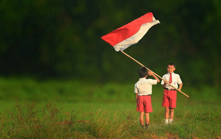 Mencari Nilai-nilai Baru dalam Paham Kebangsaan: Sebuah Tinjauan dari Sudut Pandangan Sosial