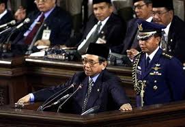 Membangun Demokrasi Bukan Tugas yang Ringan (Pidato Kepresidenan Pertama K.H. Abdurrahman Wahid Di Depan Sidang MPR RI, 20 Oktober 1999)
